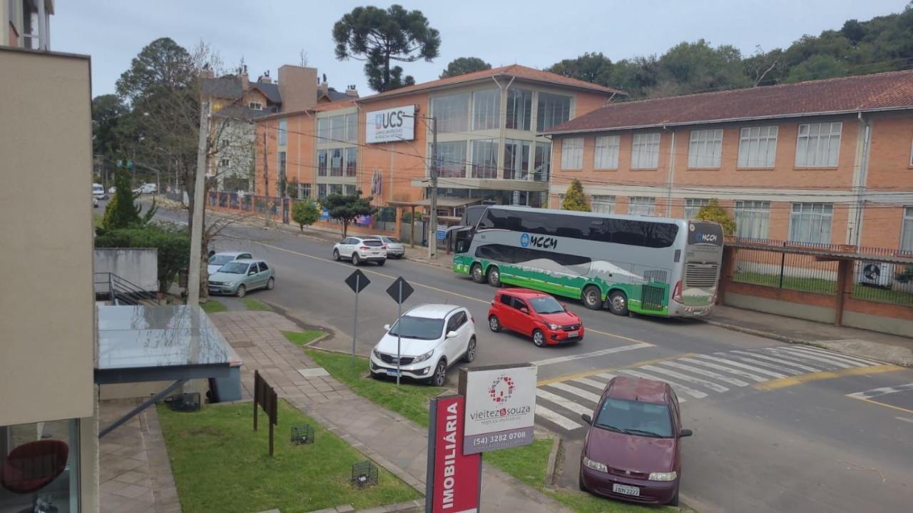 Apartamento Com Otimo Custo - Beneficio No Centro De Canela Exterior foto
